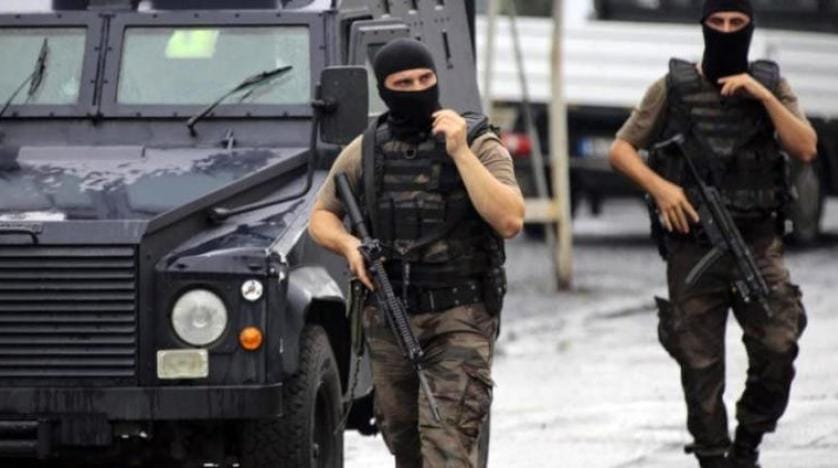 İstanbul ve İzmir’de DEAŞ operasyonu: 18 gözaltı