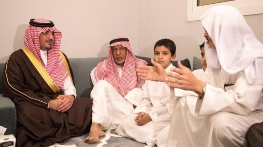 Suudi Arabistan İçişleri Bakanı’ndan şehit ailesine taziye ziyareti