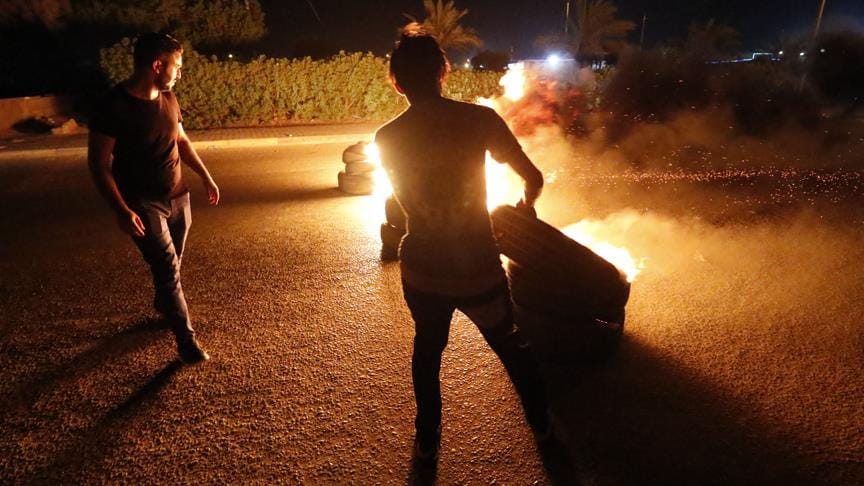 Irak’ta protestocular İran Sınır Kapısı yolunu kapadı