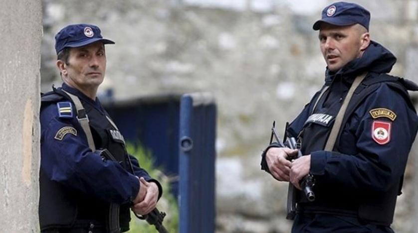 Bosna’da iki radikal Müslüman, saldırı planlamakla suçlandı