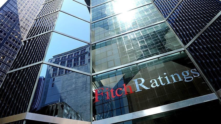 Fitch Türkiye’nin kredi notunu düşürdü