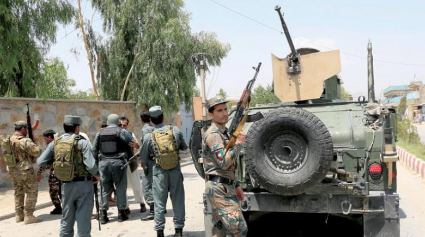 Taliban, Tacikistan sınırının kontrolünü ele geçirdi
