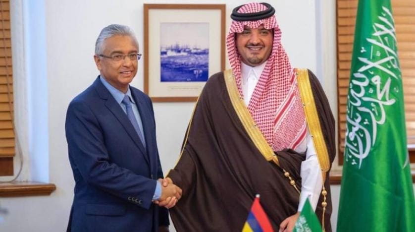 Suudi Arabistan İçişleri Bakanı, Mauritius Başbakanı ile görüştü