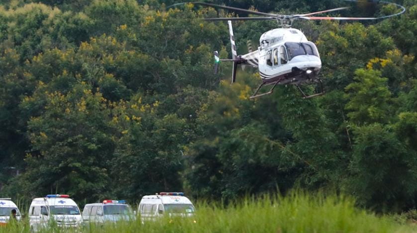 Tayland’da mağarada mahsur kalan 12 çocuk ve antrenör kurtarıldı