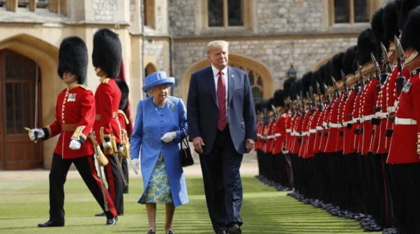 Trump, 2. Elizbeth ile bir araya geldi