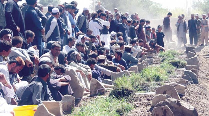 Taliban ve hükümet güçleri arasındaki çatışmalarda onlarca kişi öldü