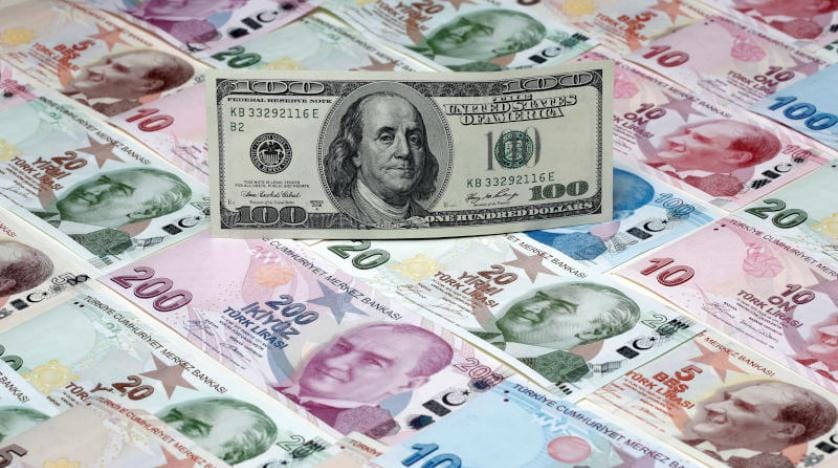 Dolar, Türk Lirası karşısında rekora koşuyor