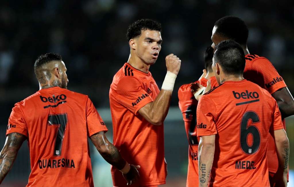 Beşiktaş İstanbul’a avantajlı dönüyor: 1-1