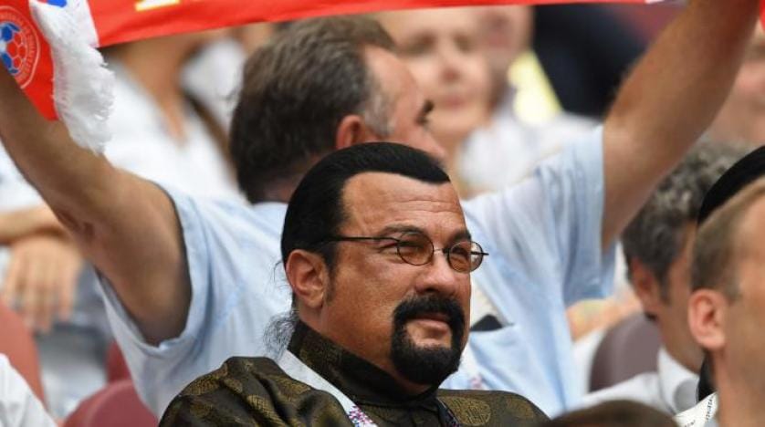 Holywood yıldızı Seagal, Rusya ve ABD arasında siyasi rol üstlendi