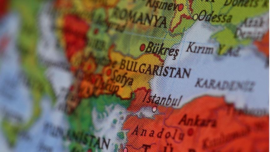 Bulgaristan’da 3 bakan istifa etti