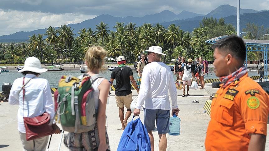 7 bin turist tahliye edildi