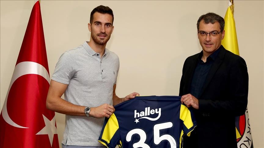 Harun Tekin resmen Fenerbahçe’de