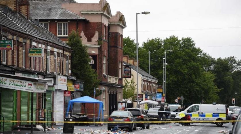 Manchester’da silahlı saldırı: 10 yaralı