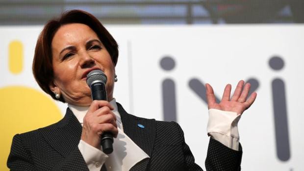 Meral Akşener yeniden genel başkan şeçildi