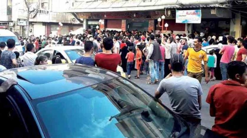 Suriyeliler değeri hızla düşen liralarının eski haline dönmesini umut ediyor