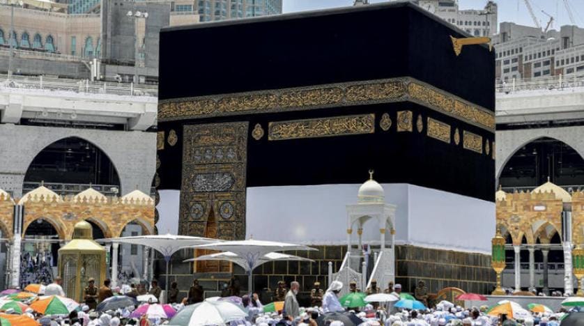 Bir milyondan fazla hacı adayı, Mescid-i Haram’da Cuma namazını kıldı