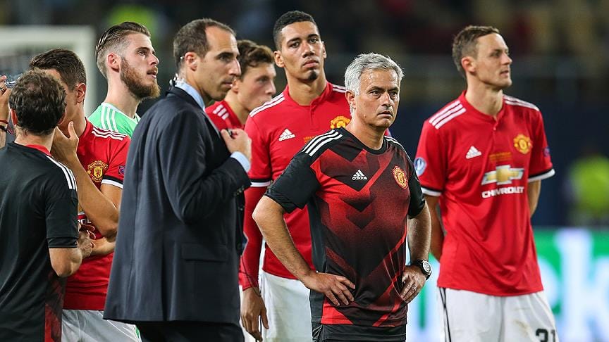 Manchester United’tan Lig Kupası’na erken veda