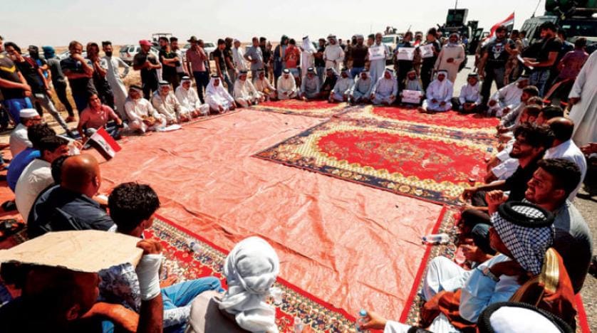 Basra’da öfkeli halk İran sınırını kapattı
