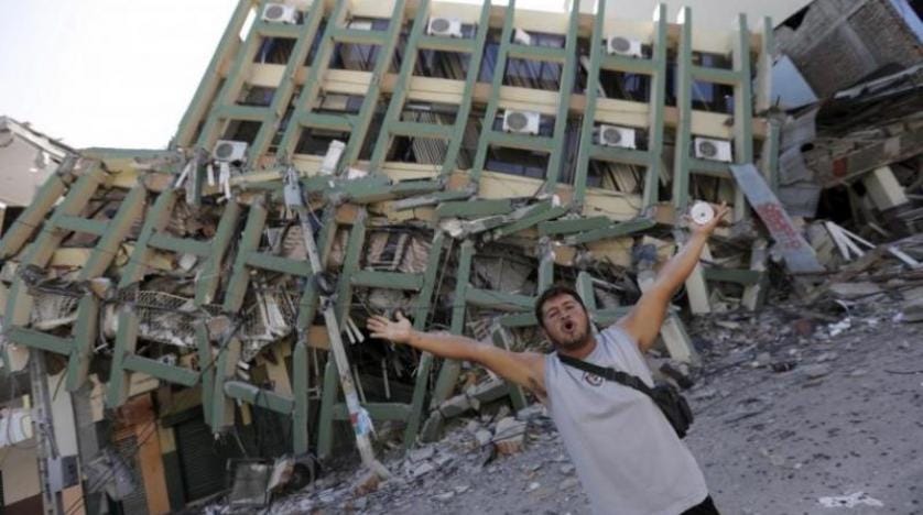 Ekvador’da 6,2 büyüklüğünde deprem