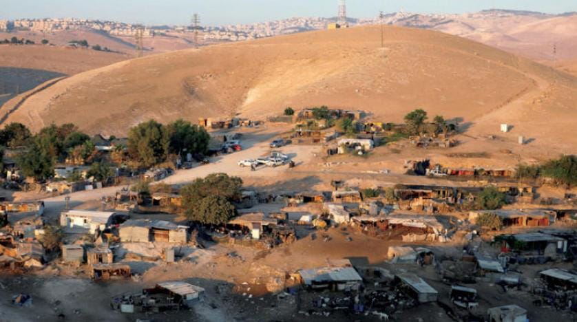 İsrail, Filistinlilerin kurduğu ‘sembolik köyü’ kuşattı