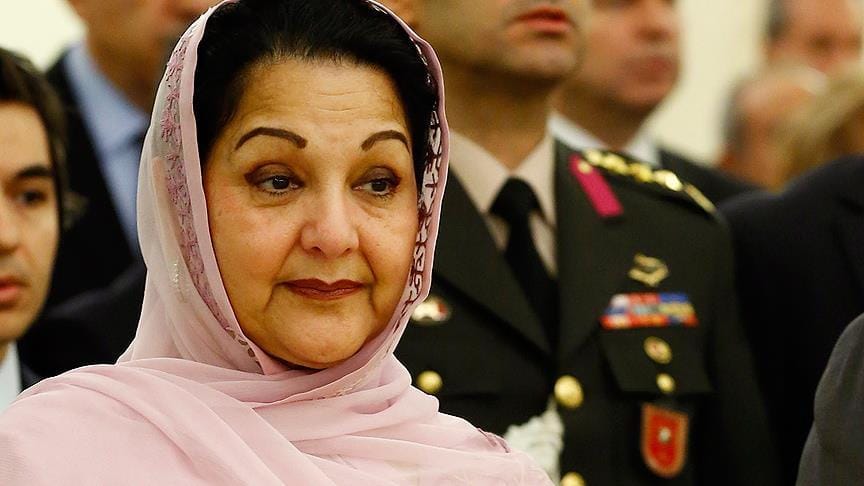 Pakistan’da eski Başbakan Navaz Şerif’in eşi hayatını kaybetti