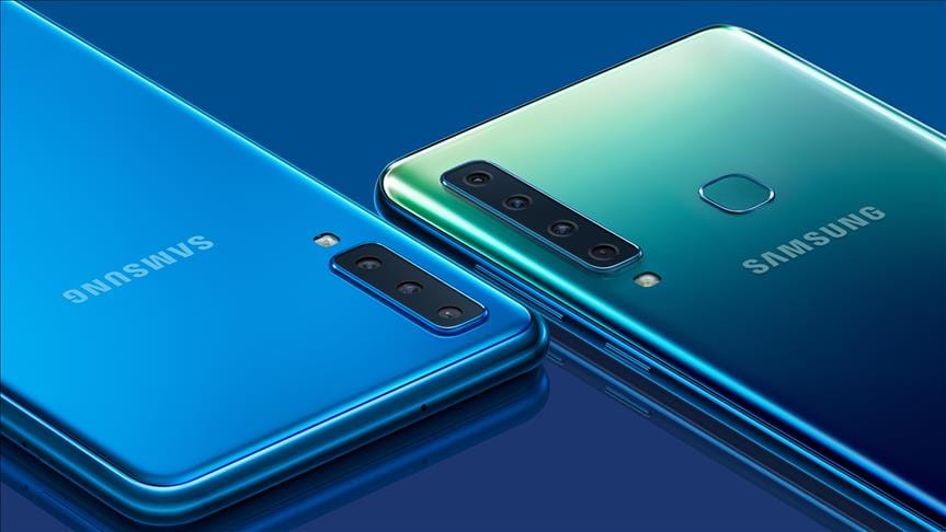 Dört arka kameralı Galaxy A9 tanıtıldı
