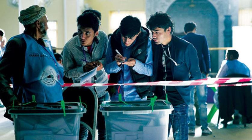 Şiddet ve lojistik sorunlar Afganistan’daki seçimleri engelliyor