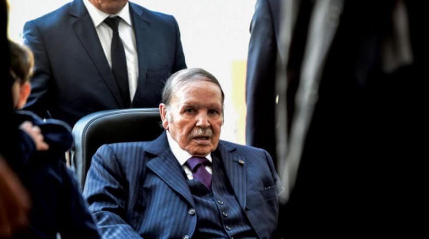 Buteflika, cumhurbaşkanlığı için yeniden aday gösterildi