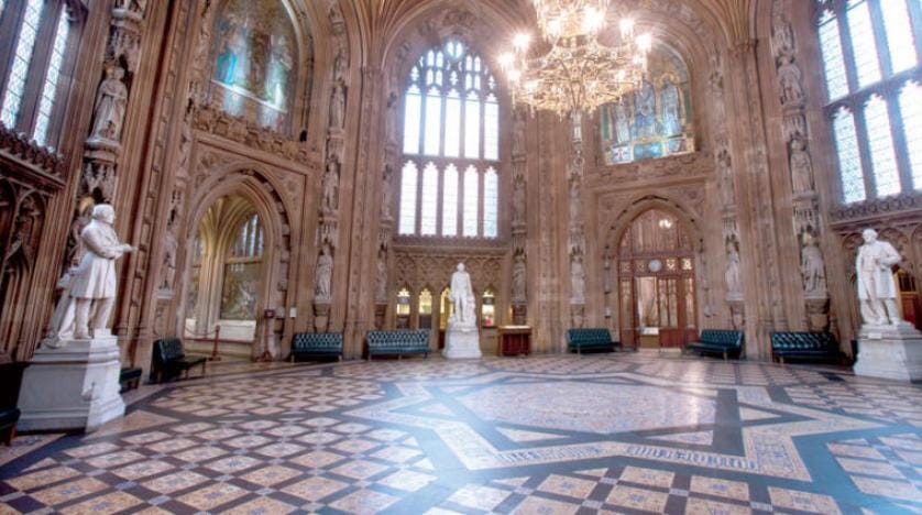 İngiltere, Westminister Sarayı’nın tarihi karo taşlarını satıyor