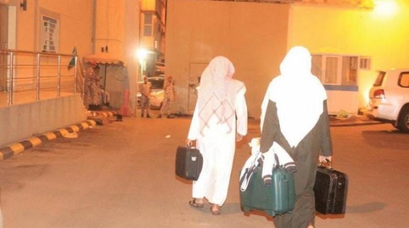 Taif’te affedilen mahkumlardan ilk grup serbest bırakıldı
