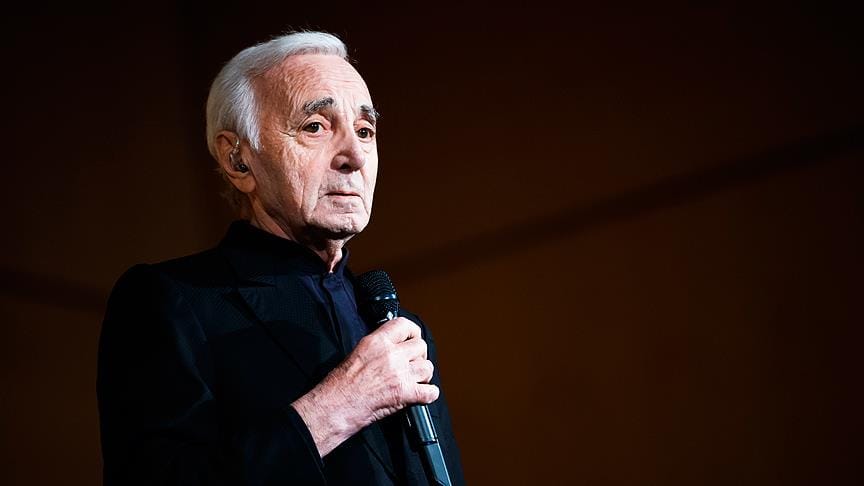 Şarkıcı Aznavour hayatını kaybetti