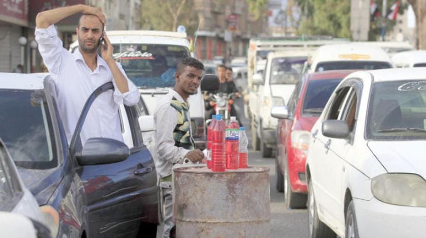 Yemenli ekonomi uzmanı, Husileri karaborsaya başvurmakla suçladı