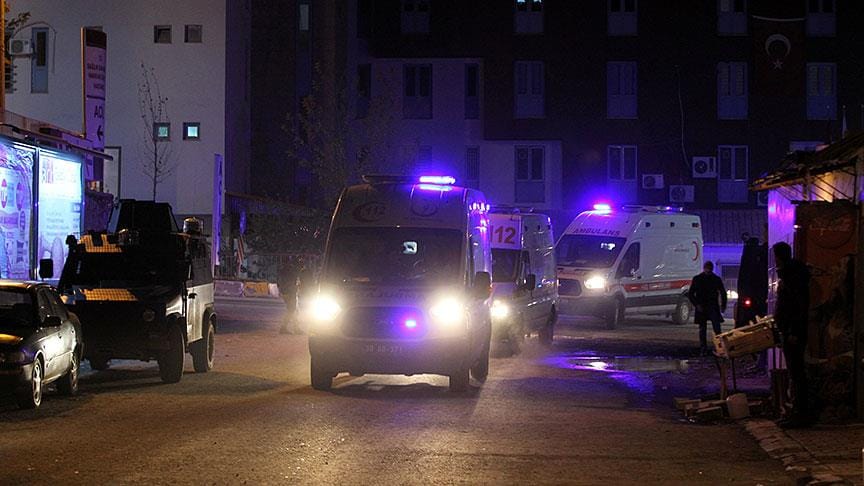 Hakkari’de üs bölgesinde patlama