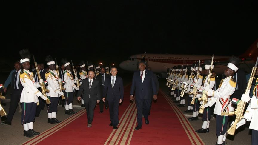 Cumhurbaşkanı Yardımcısı Oktay Sudan’da