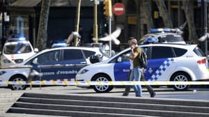 Barcelona polisi, terör saldırısı ile ilgili eleştiri oklarının hedefi oldu