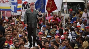 Maduro yanlıları Ulusal Meclis’i bastı