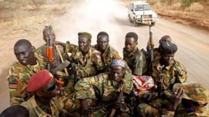 Güney Sudan ordusu, isyancıların ana karargâhını ele geçirdi