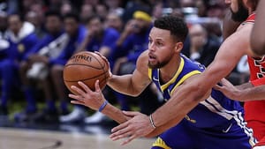 Warriors, Celtics’i Curry ile devirdi