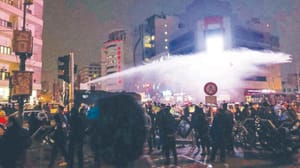 İran’da hareketlilik artıyor