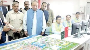 Pakistan Başbakanı’ndan ABD yardımlarına yönelik yeni strateji çağrısı