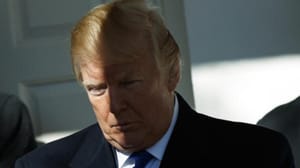 Trump, NSA’nın internet gözetim programını yenileyen yasa tasarısını imzaladı