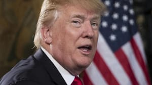 Trump kurdurduğu seçim komisyonunu feshetti