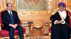 Umman Sultanı Kabus, Sisi’yi karşıladı