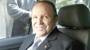 Buteflika, Arap Mağrip Birliği’ni canlandırma çağrısında bulundu!