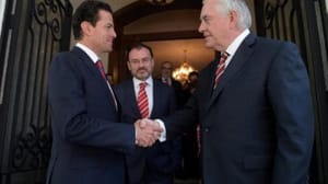 Tillerson’dan, seçime giden Meksika’ya Rusya uyarısı