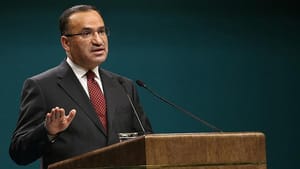 Bozdağ: Suriye politikamız, herhangi bir ülkenin yanında olma politikası değildir