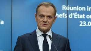AB Konseyi Başkanı Tusk: Rusya ve İran, Esed rejiminin yaptıklarına müsaade ediyor