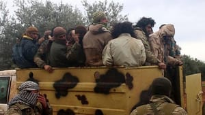 Suriyeli muhalifler çatışmalarda 400 DEAŞ’lıyı esir aldı