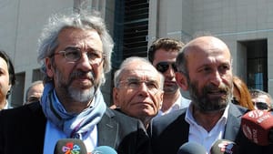 Yargıtay, Can Dündar hakkında ‘casusluk’ suçundan hüküm kurulması kararı verdi