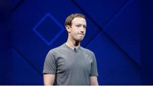 Zuckerberg’ten İngiliz gazetelerine tam sayfa özür ilanı